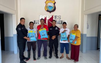 HUT Humas Ke 75, Humas Polres Bulukumba Salurkan Sembako Ke Pondok Pesantren dan Panti Asuhan.