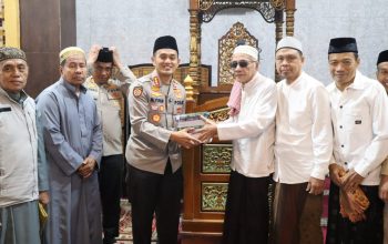 Safari Subuh di Pallangga, Kapolresta Gowa Tegaskan Komitmen Polri Bersama Masyarakat Jaga Kamtibmas