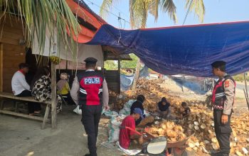 Cegah Premanisme dan 3C, Sat Samapta Polres Luwu Gencar Patroli Dialogis di Desa Rumaju