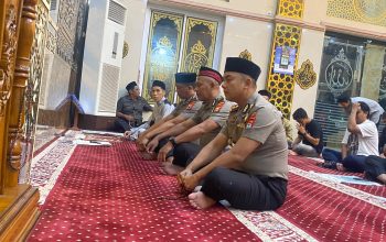 Kapolres Wajo Suling di Masjid An-Nur, Ajak Warga Cegah Narkoba hingga Judi Online