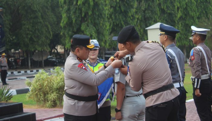 Kapolda Sulsel Pimpin Apel Gelar Pasukan Operasi Patuh Pallawa 2026, Irjen Awal : Polisi Bersama Masyarakat Aman dan Berkeselamatan