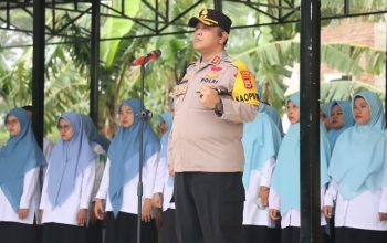 Polres Jeneponto Serentak Gelar Polisi Peduli Pendidikan, Kapolres di MAN 1 dan Wakapolres di SMAN 9 Beri Pembinaan Pelajar