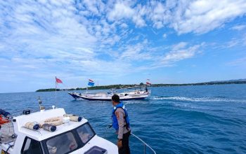 Patroli Perairan Majene, Satpolair Polres Majene Ingatkan Nelayan Jaga Laut dan Habitatnya